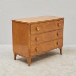 1547 5270 CHEST OF DRAWERS